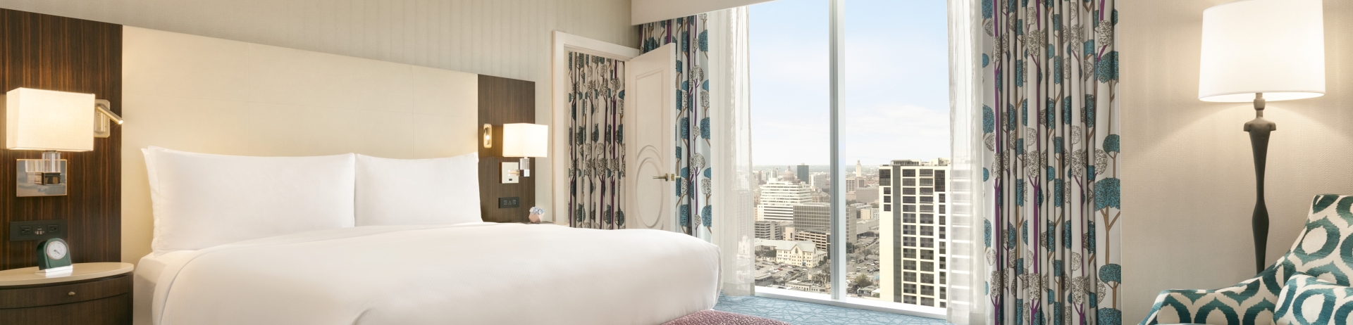 Fairmont Gold One Bedroom Suite 1