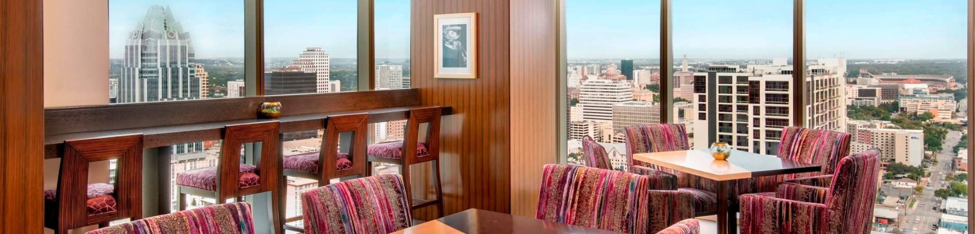 Fairmont Gold - table and chairs at sunset